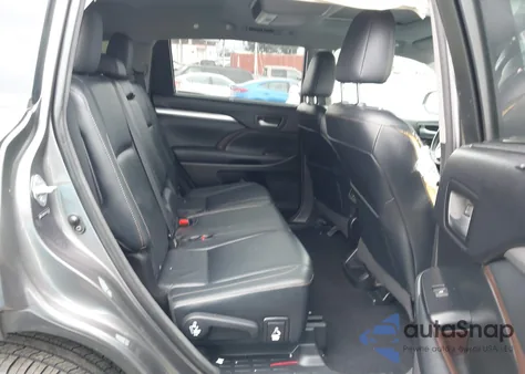 2014 Toyota Highlander Xle z USA, uszkodzony, nr VIN 5TDKKRFH5ES030328